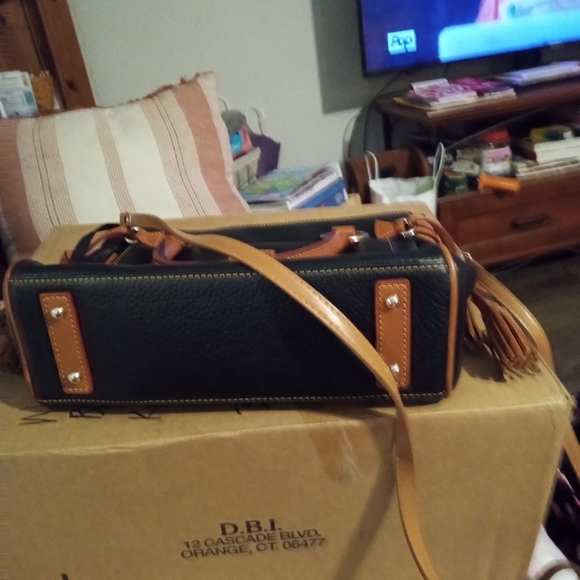 DOONEY AND BOURKE STACHEL WITH LONG STRAP - Picture 6 of 7